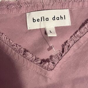Bella Dahl, beautiful Lavander V-Neck Blouse